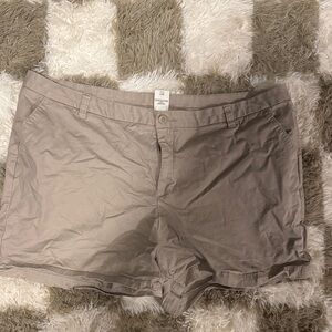 Magellan Outdoors Women's Cargo Shorts - Taupe